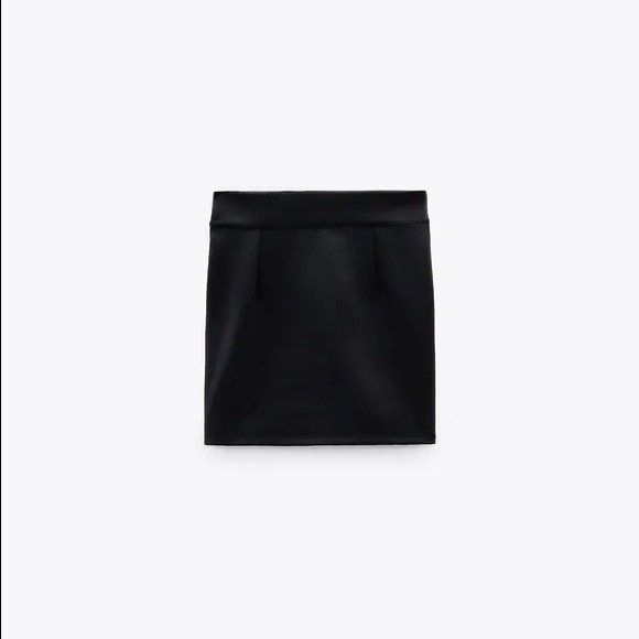 ZARA TECHNICAL BLACK MINI SKIRT - Picture 3 of 10